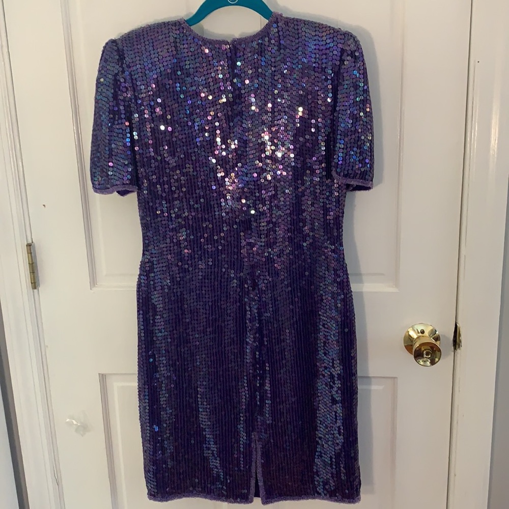 Vintage 90s dress with shoulder pads and sequins - Picture 2 of 7